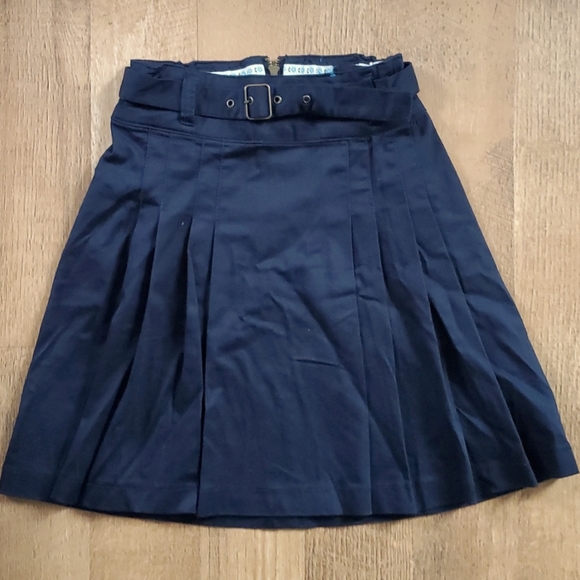 Children's Place Girls Navy Pleated Uniform Skirt‎ Size 6X/7 - Picture 1 of 8